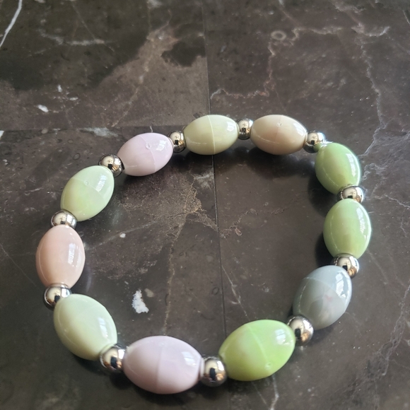 Beth Bead Bracelets - Picture 5 of 6